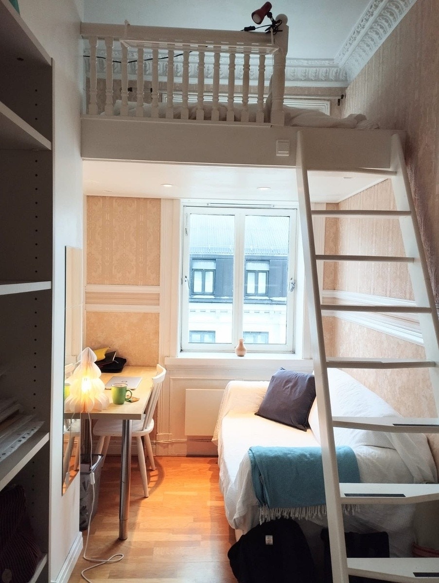 Rom 1 med hems 120 x 210 Galleribilde