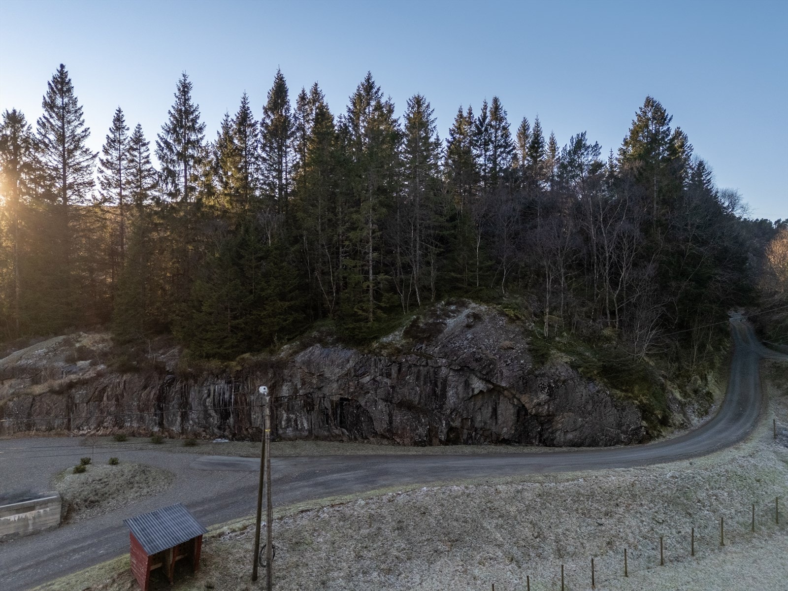 - Mulighet for en usjenert eiendom med parkeringsmuligheter og grøntområde - Galleribilde