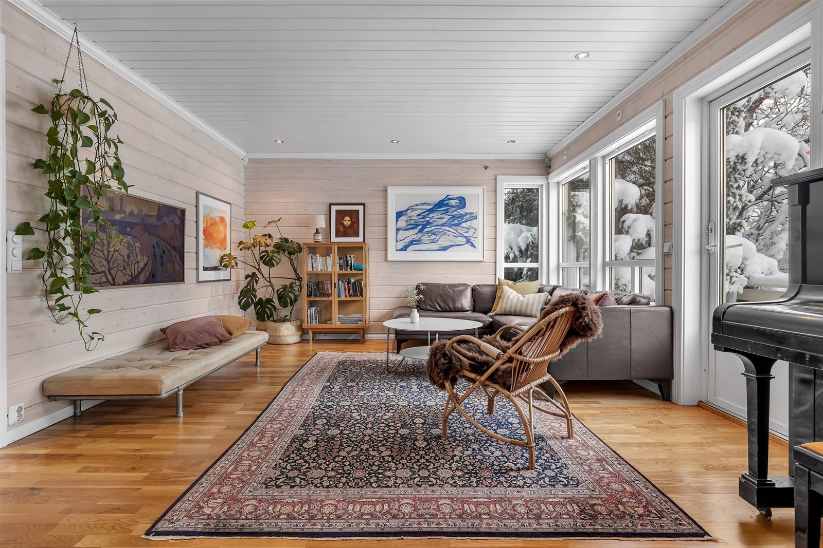 Downlights i stue. Galleribilde