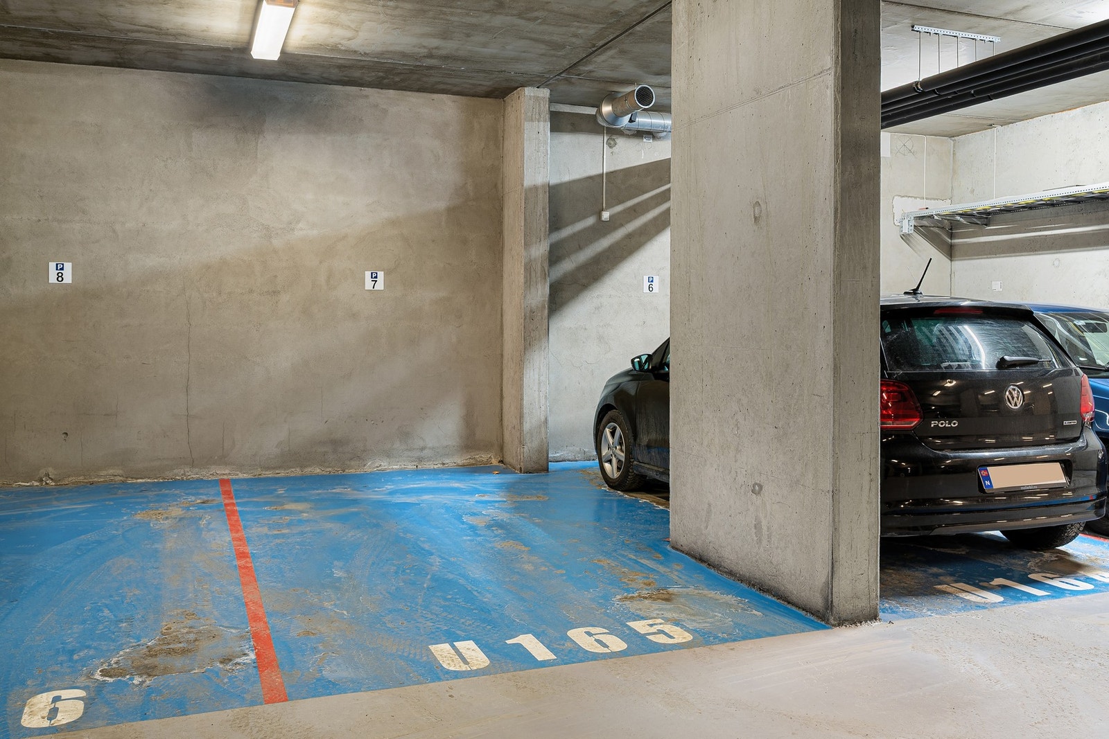 Leiligheten har egen parkeringsplass. Galleribilde