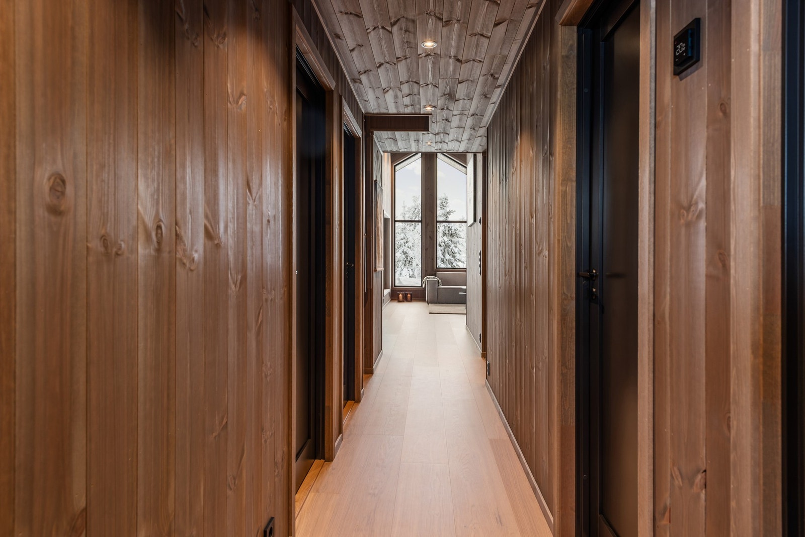 Hytta har tre soverom med god plass til både familie og gjester. Galleribilde