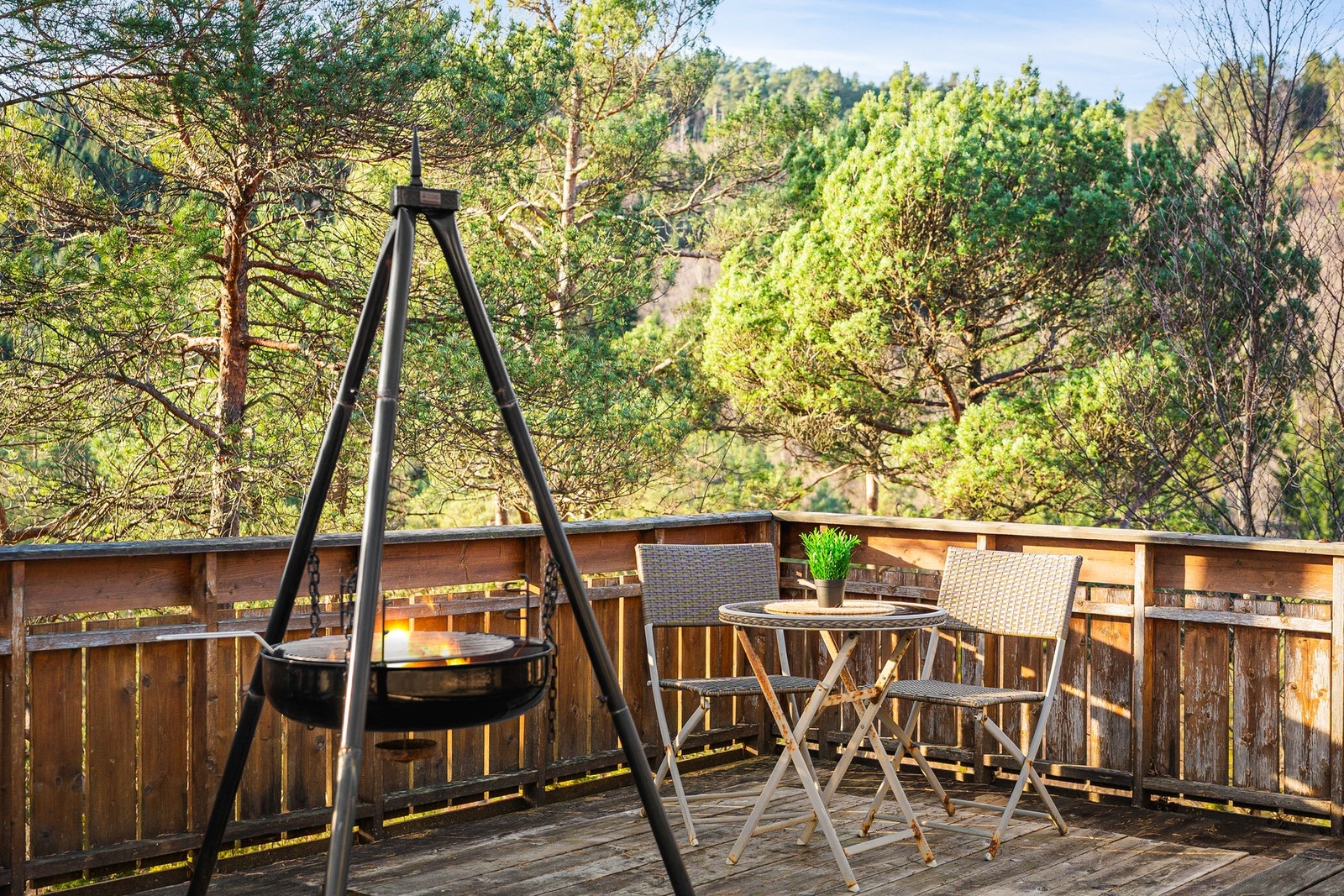 Terrassen er perfekt for deg som liker å invitere til sosiale sammenkomster. Galleribilde