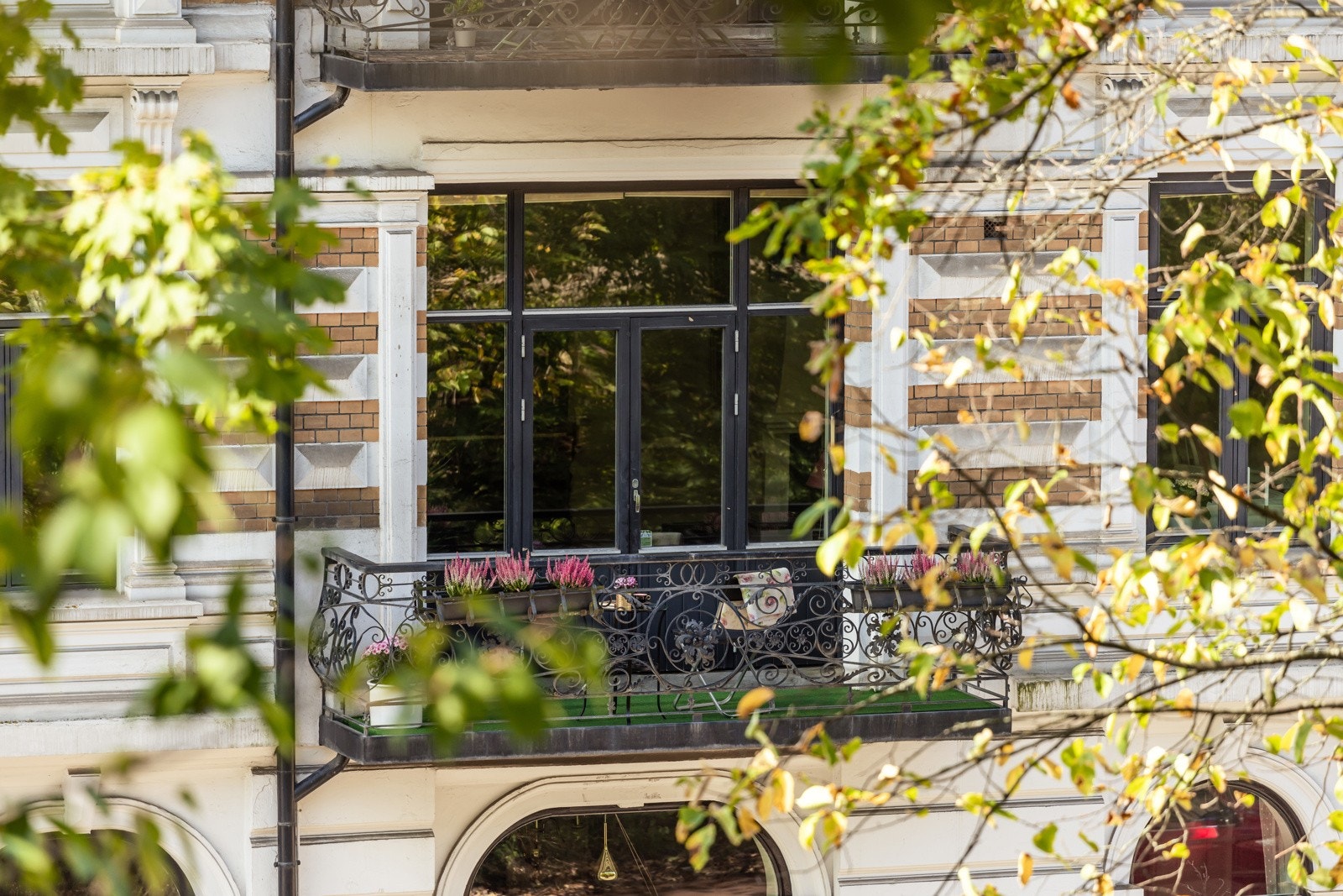 Balkongen vender mot øst og er perfekt for en kaffekopp i formiddagssolen. Galleribilde