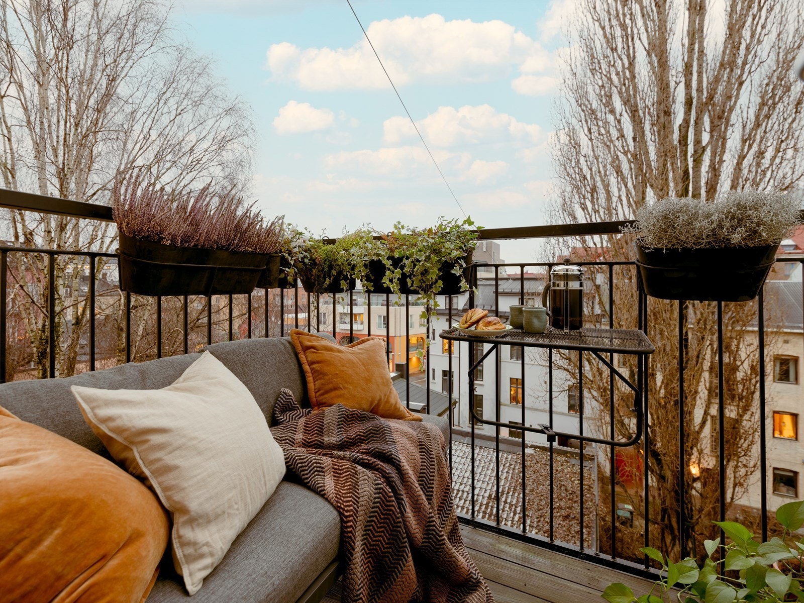 Et fritt og luftig utsyn, likevel relativt skjermet for innsyn. Galleribilde