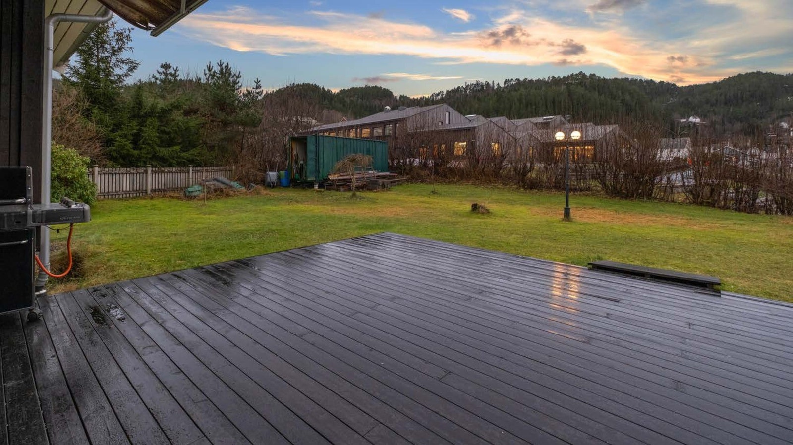 Direkte overgang til gressplen. Galleribilde