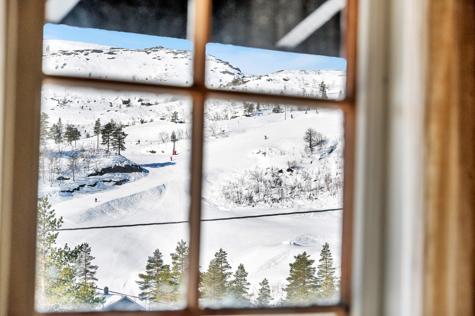 Hytta ligger i umiddelbar nærhet til trekk 4 i alpinanlegget Galleribilde