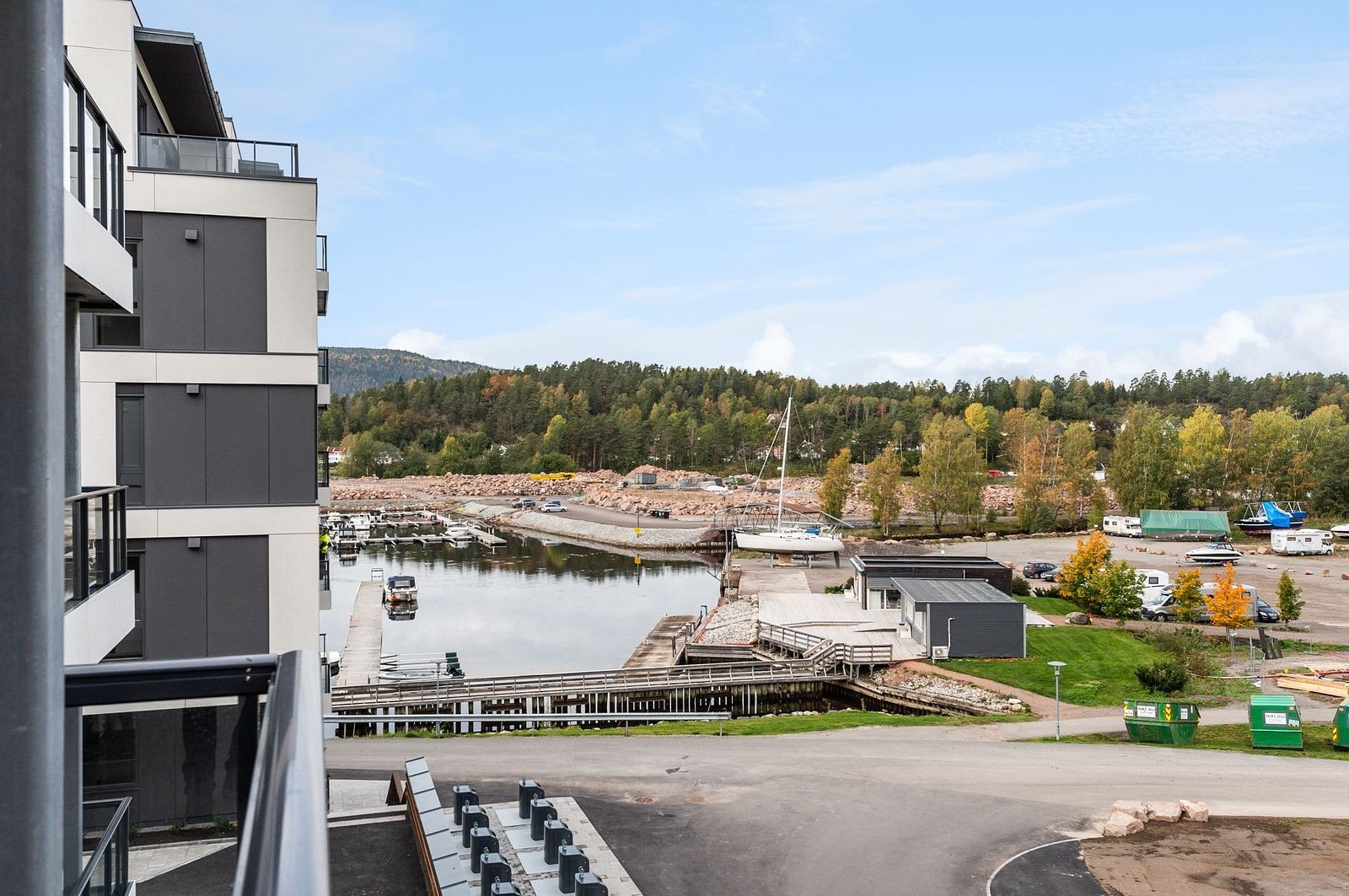 Utsikt fra balkong Galleribilde