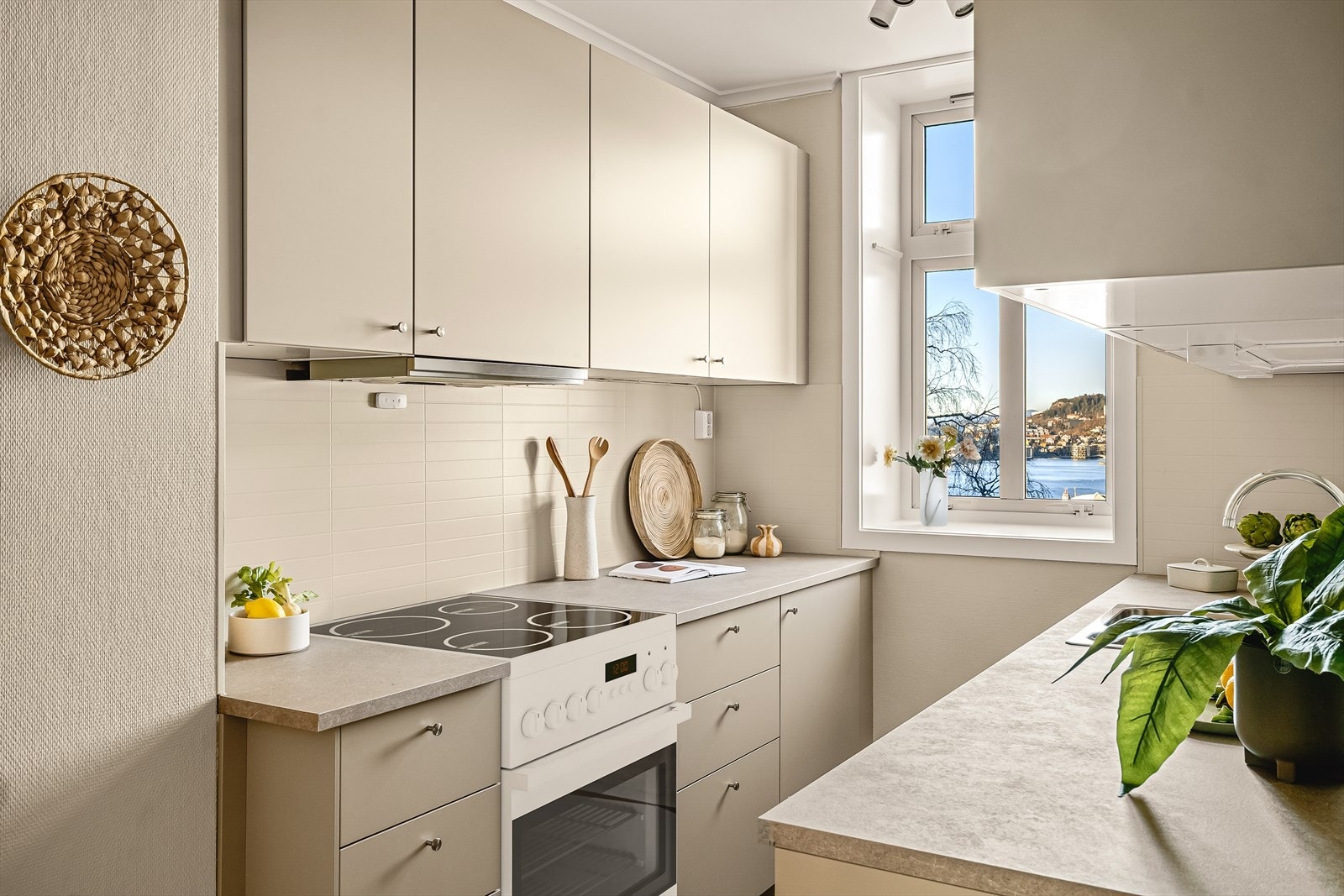 - Nyt også utsikten samtidig som du disker opp smakfull mat - Galleribilde