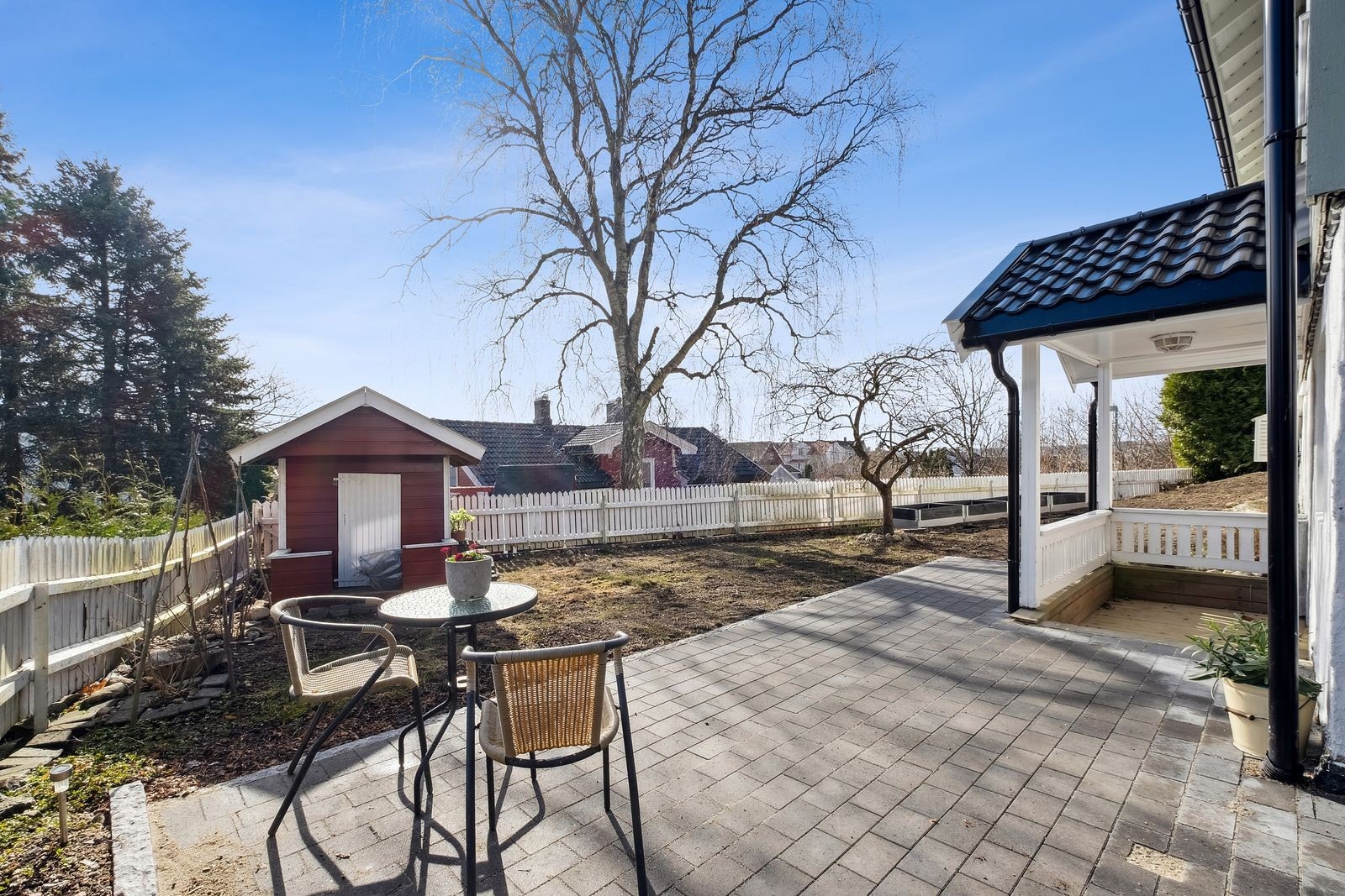 Uteplass Galleribilde