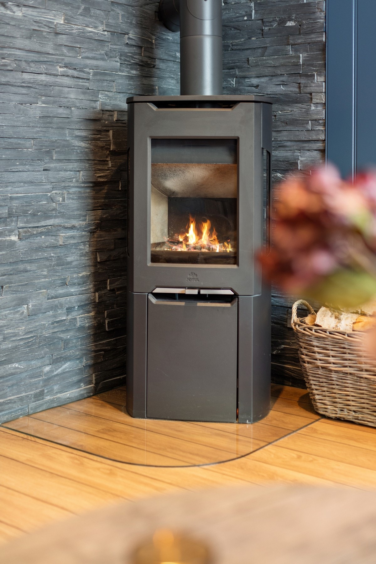 Koselig peisovn. Galleribilde