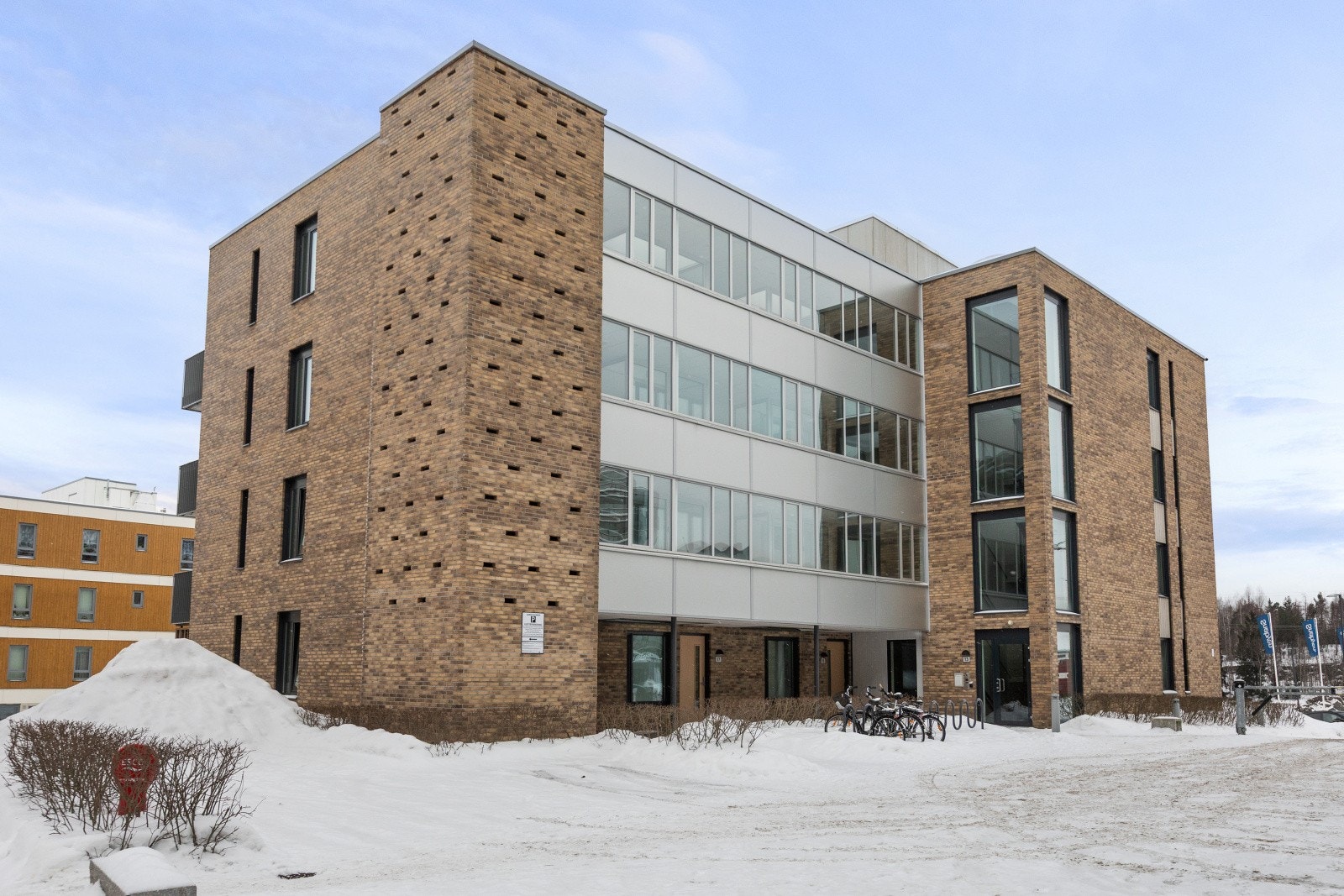 Leiligheten ligger i 2.etasje. Galleribilde