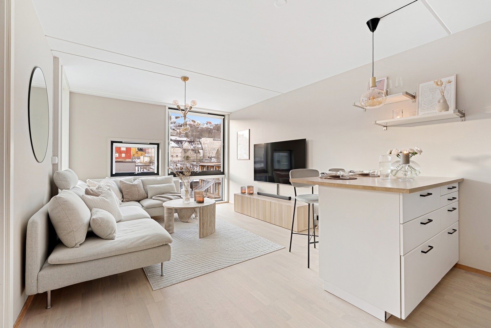 Velkommen til Mellomila 61. Delikat 2-roms selveier i 3.etg | Byggeår 2004 | Heis | Sørvendt balkong | Egen P-plass & bod i kjeller | Lave bo.kost! Galleribilde