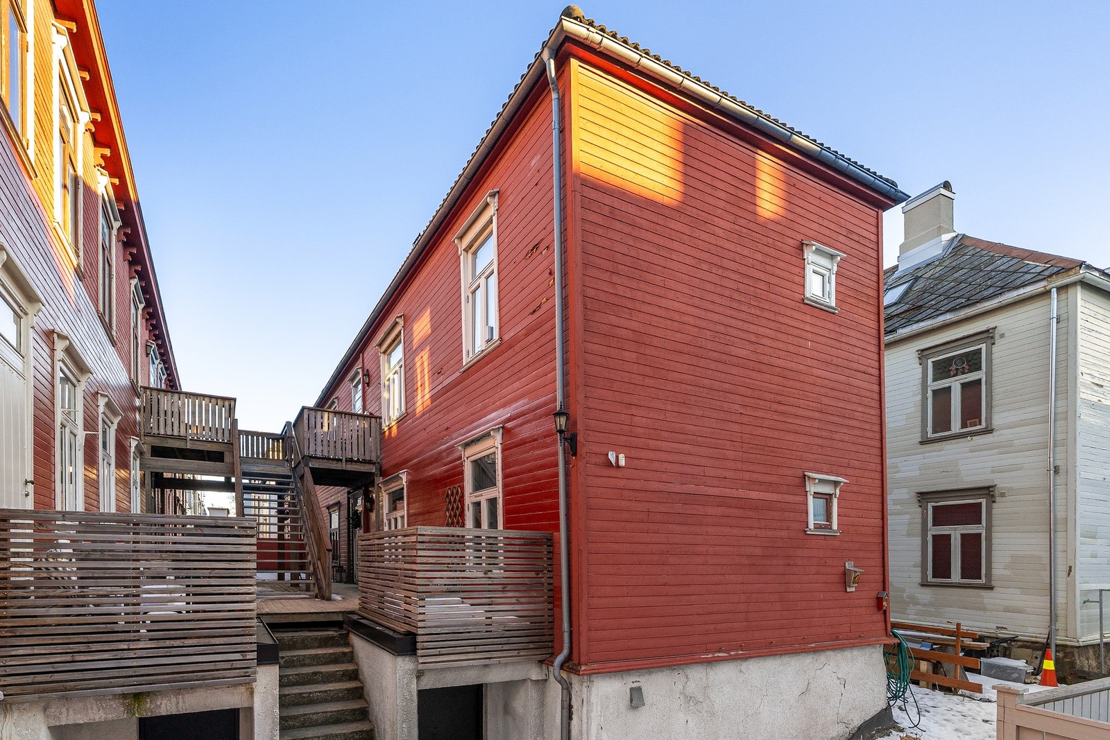 Leiligheten har en meget attraktiv og sentrumsnær beliggenhet i et av Trondheims mest populære boområder - Møllenberg. Galleribilde