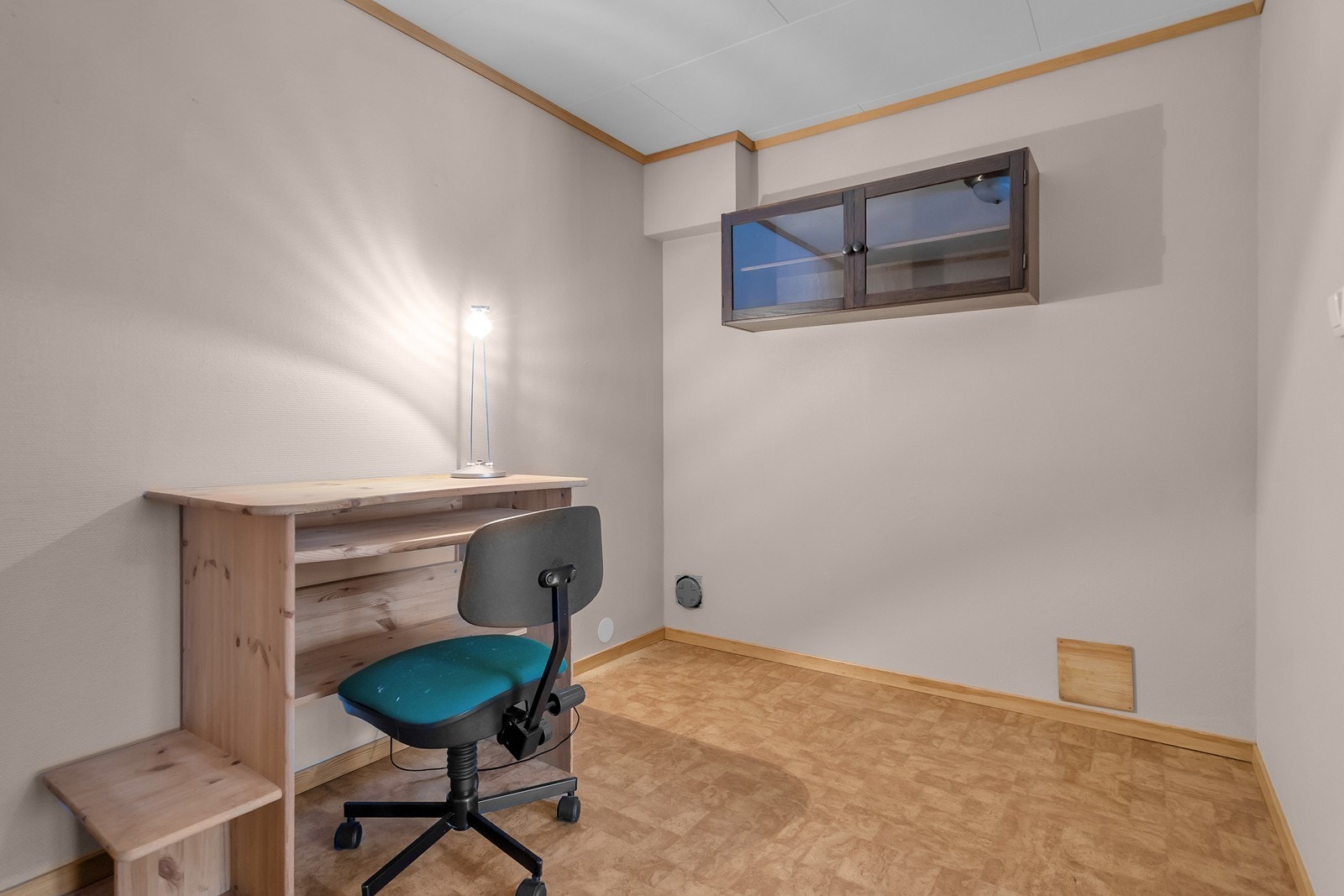 Romslig bod i leiligheten. Galleribilde