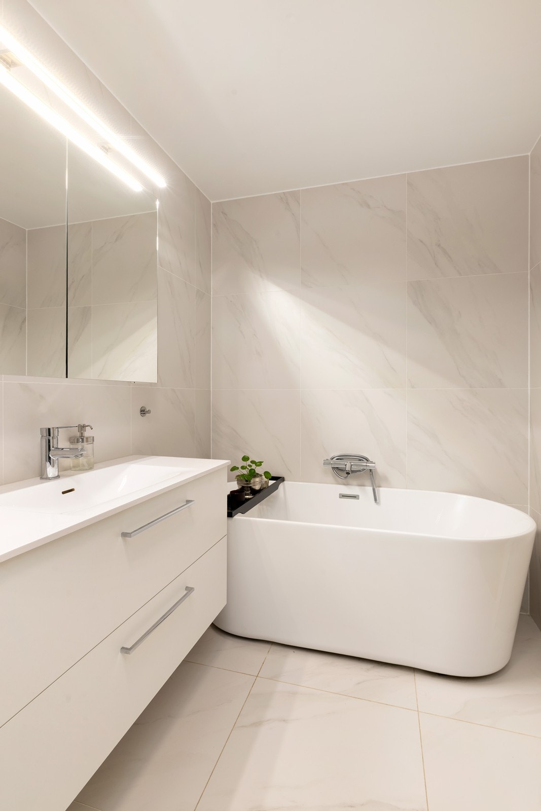 Badet har også badekar. Galleribilde