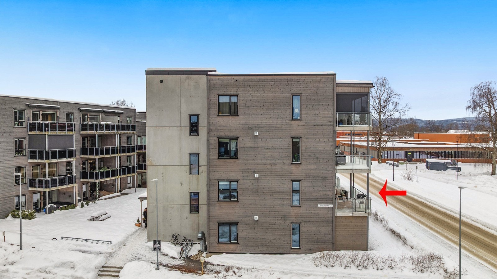 Nyere boligsameie sentralt i Nannestad. Galleribilde