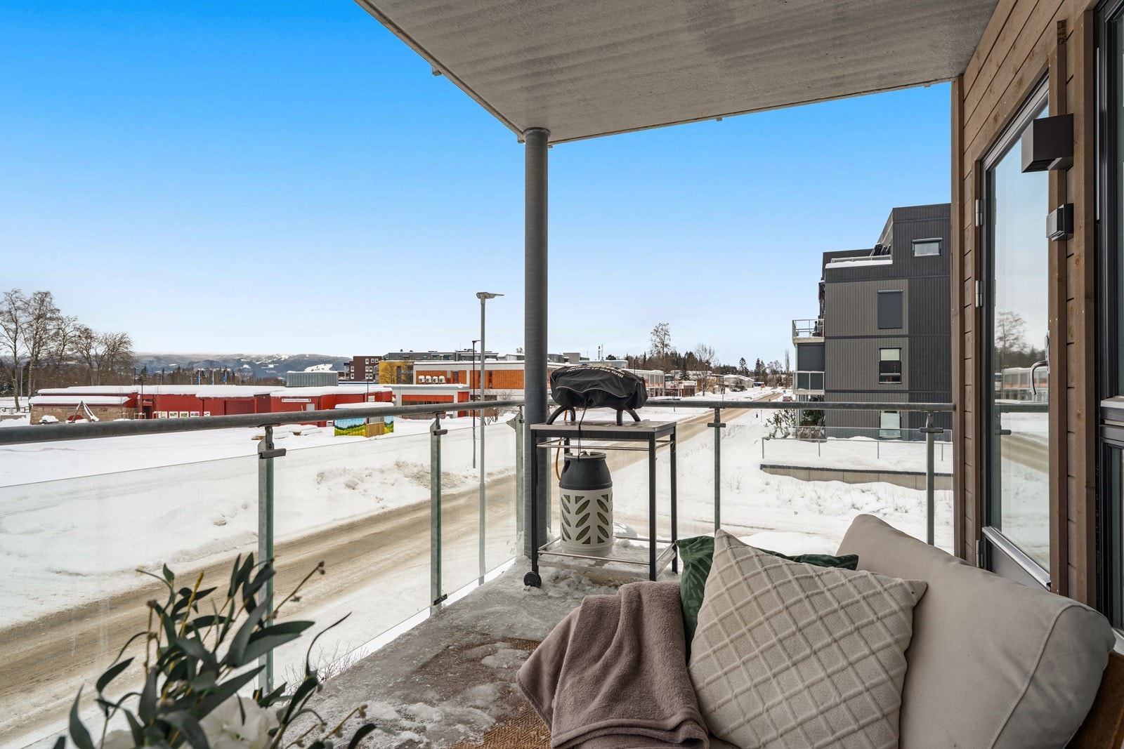 Fint og fritt utsyn fra leiligheten. Galleribilde