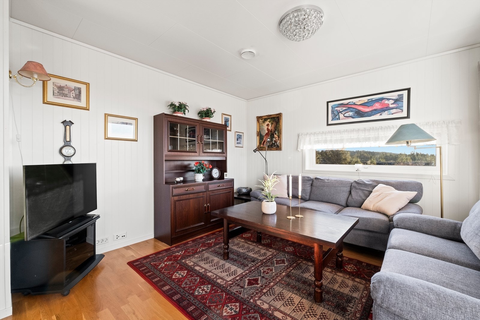 Her har man god plass til flere møbleringsløsninger. Galleribilde