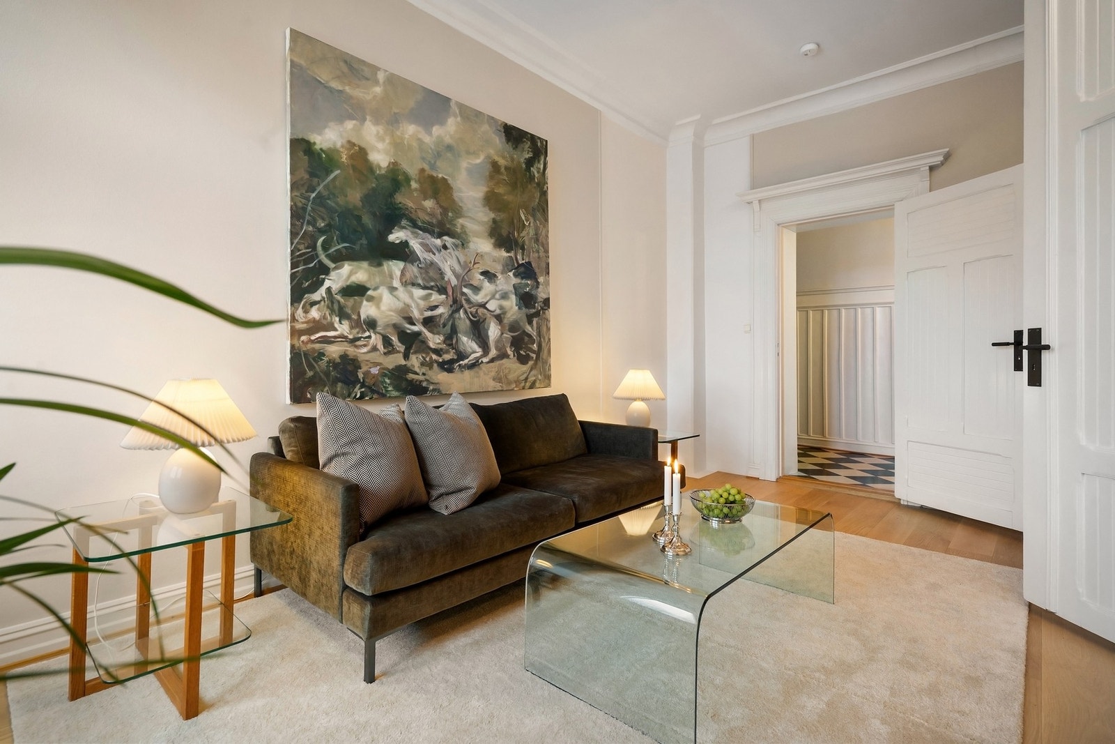 Leiligheten har en fleksibel planløsning, med tre soverom (eller hovedsoverom + tre stuer). Galleribilde