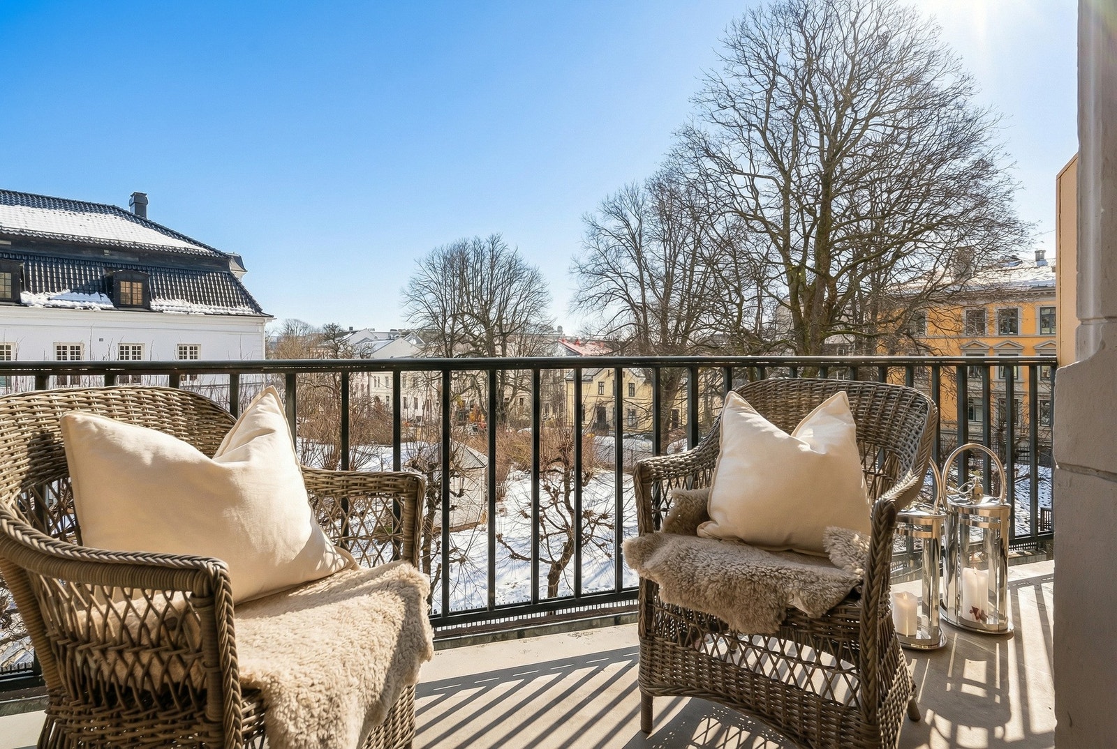 Plass til utemøblement og fine solforhold. Galleribilde