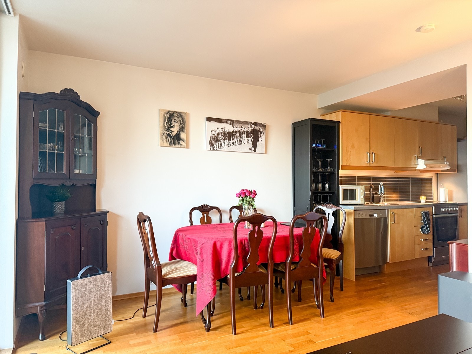 Stue/kjøkken Galleribilde