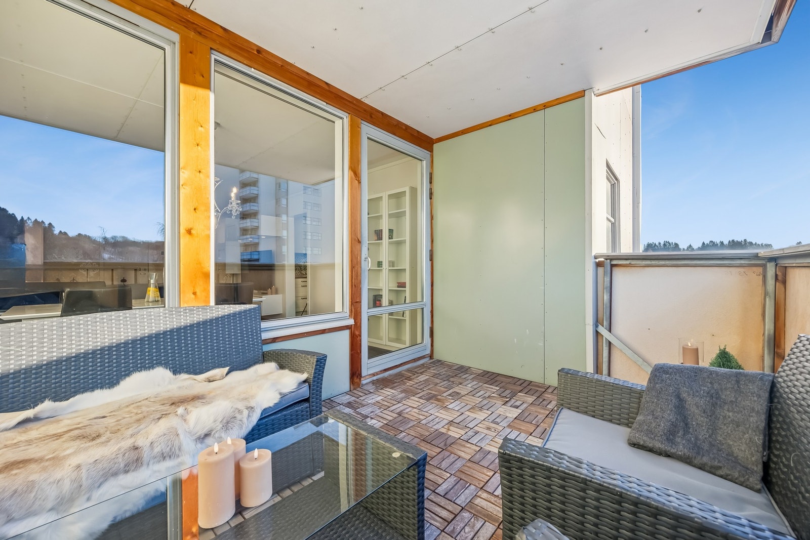 Fellesutgiftene inkluderer blant annet varmtvann, kommunale avgifter, bygningsforsikring og fellesavtaler. Galleribilde