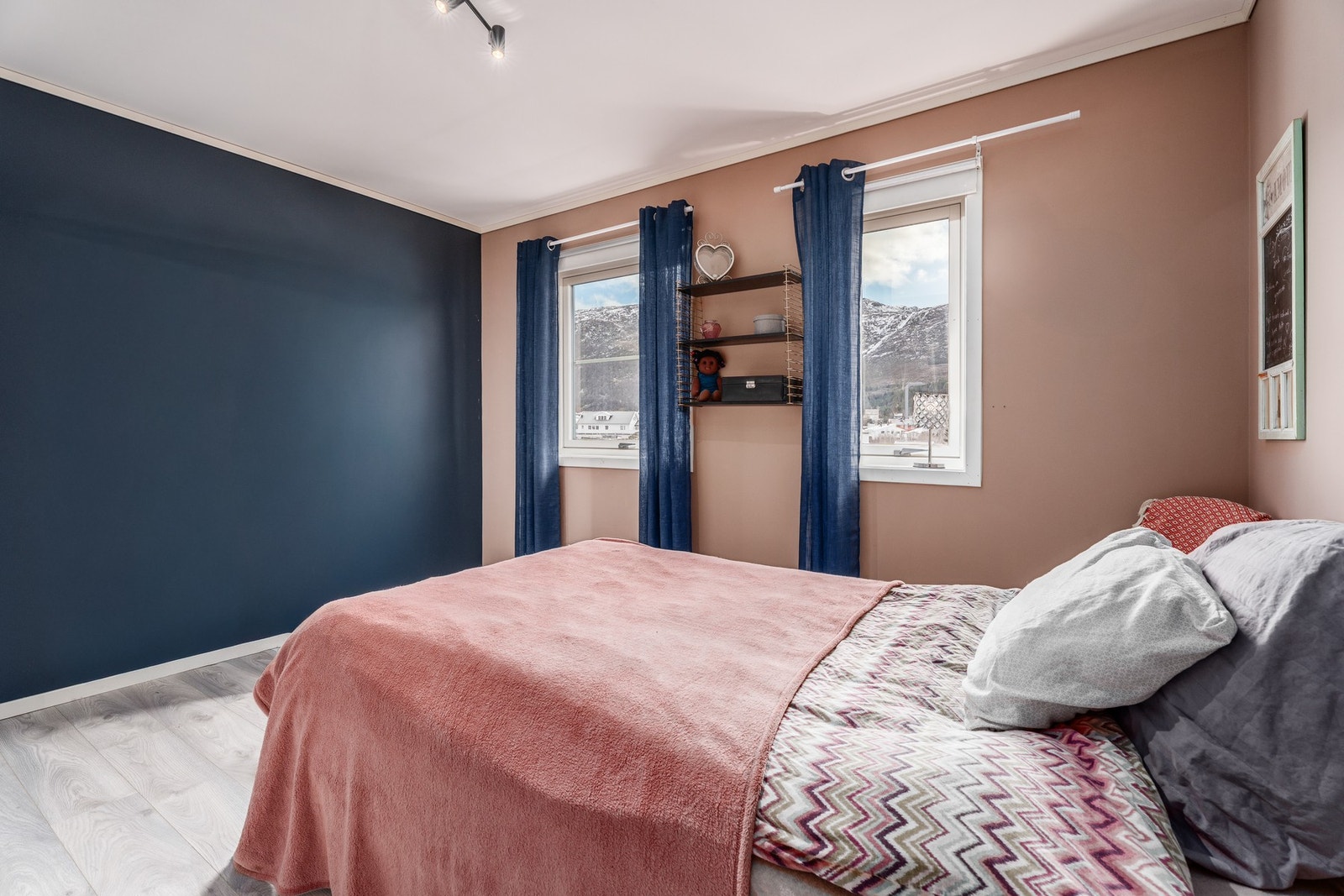 Soverom 3: Galleribilde