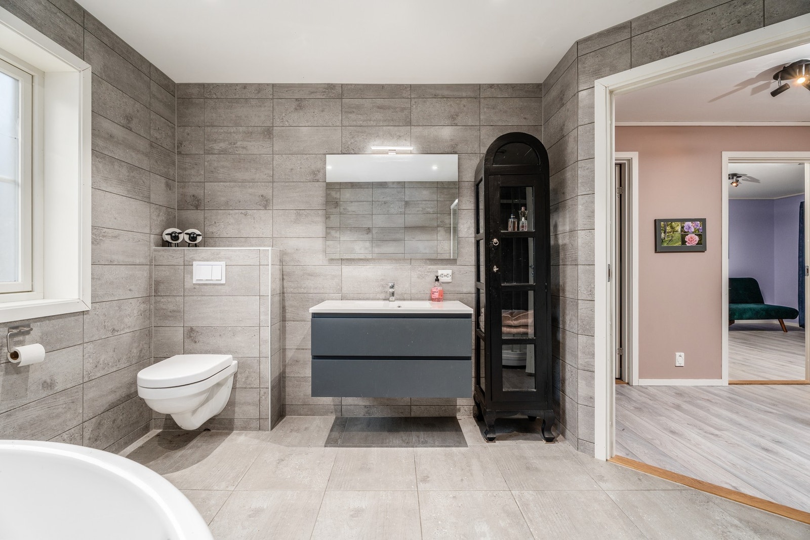 Baderom 2: Galleribilde