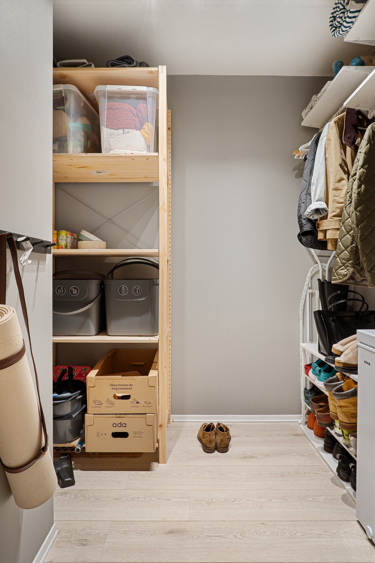 Ytterligere er det god plass til oppbevaring i innvendig bod. Galleribilde