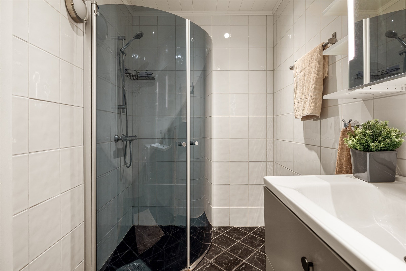 Baderom/dusjrom Galleribilde