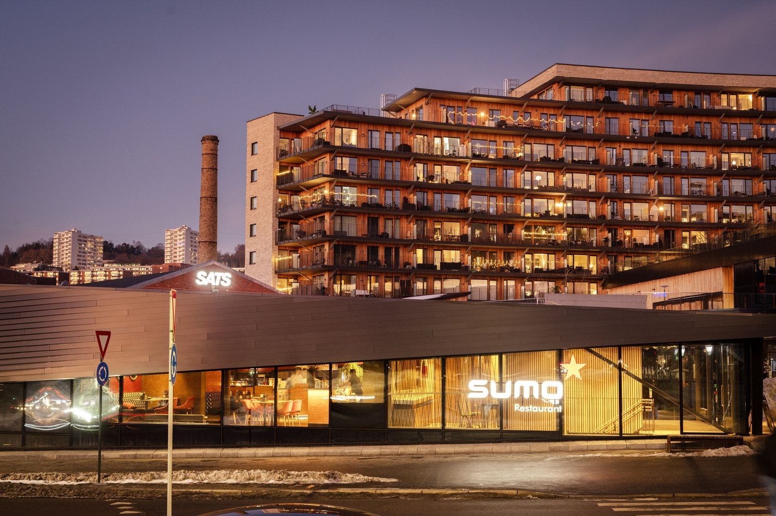 Stort utvalg av restauranter og kaféer med bla. Sumo, Godt Brød og Nydalen Bryggeri og Spiseri. Galleribilde