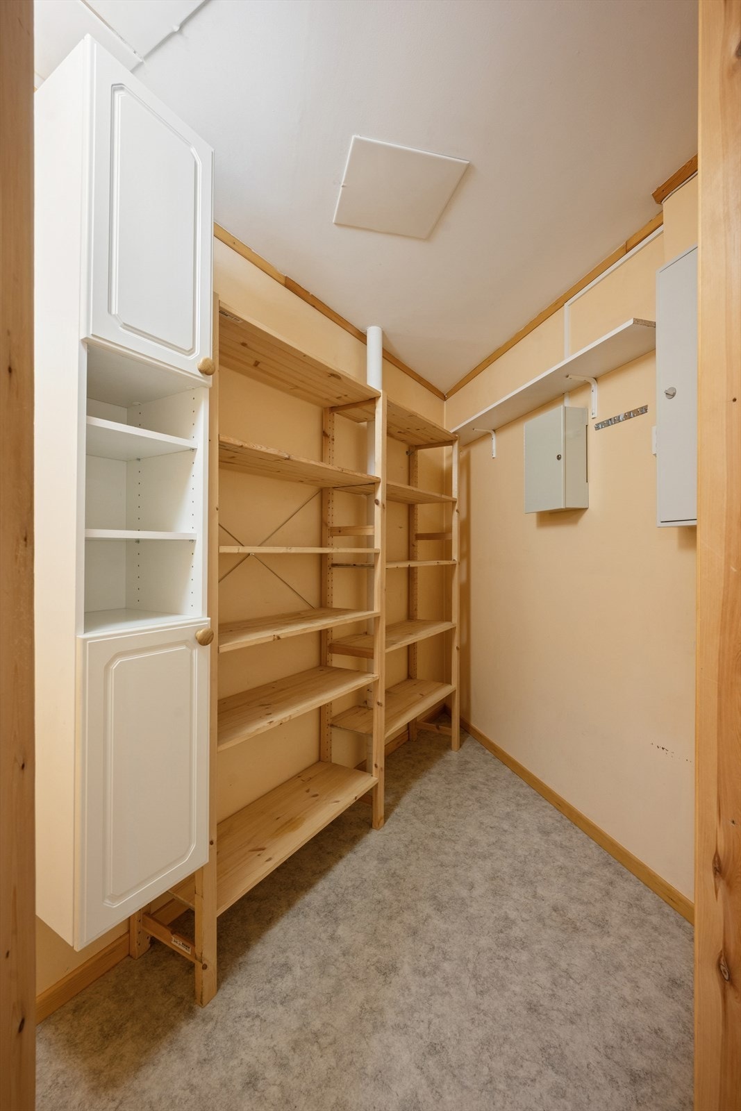 Praktisk innvendig bod i leiligheten Galleribilde