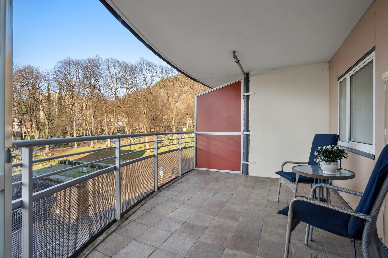 Her kan man nyte kveldssolen Galleribilde