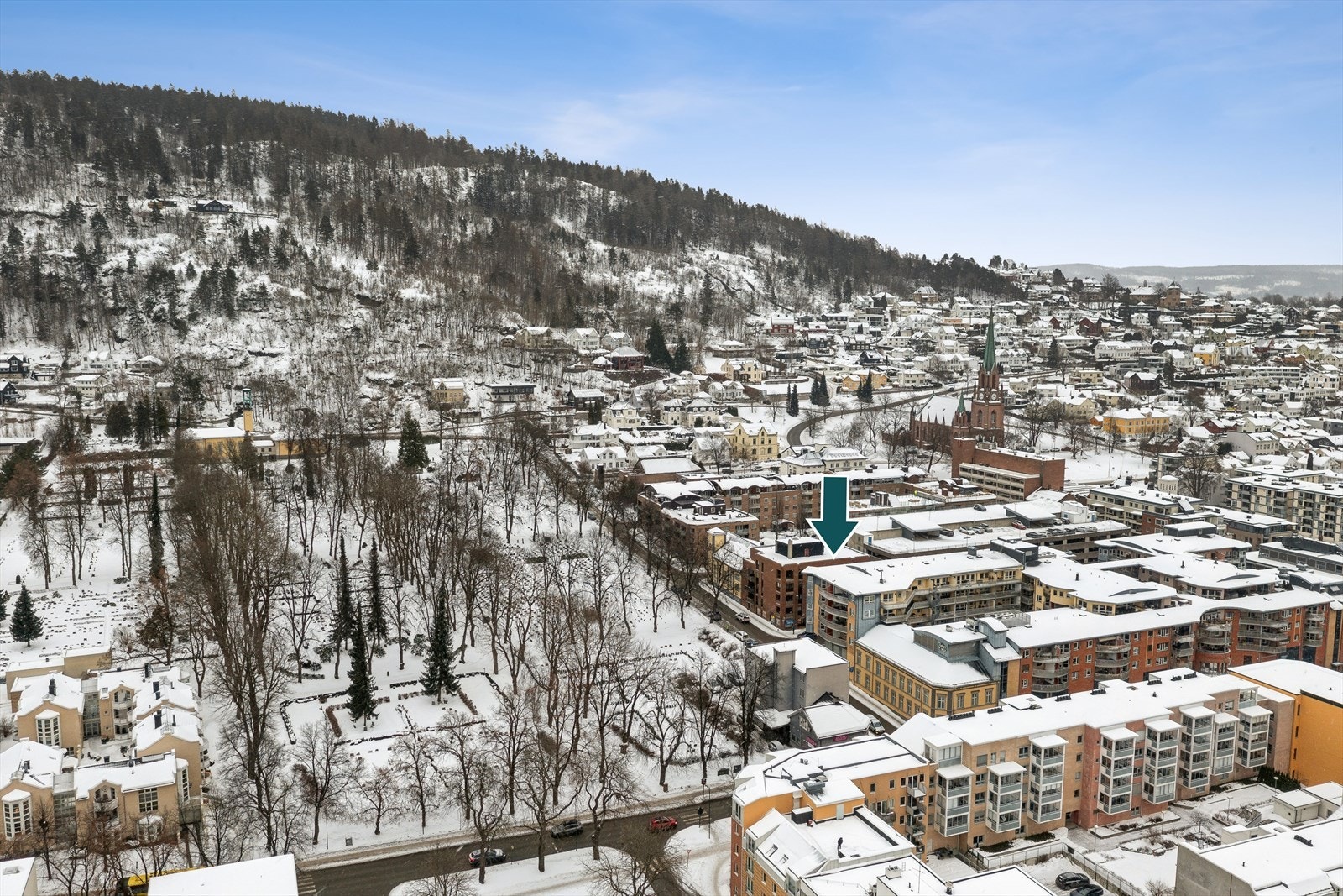 En sjelden mulighet til å bo "enkelt", romslig og med "alt" innen kort rekkevidde Galleribilde