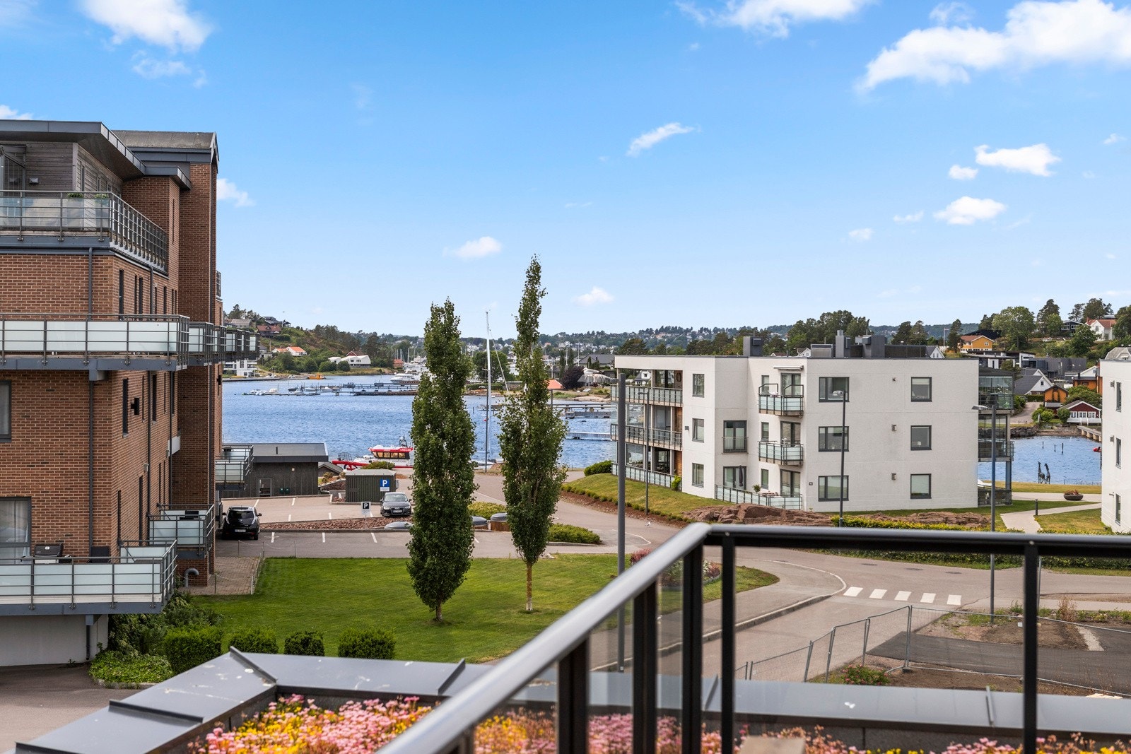 Nydelig utsikt fra felles takterrasse Galleribilde