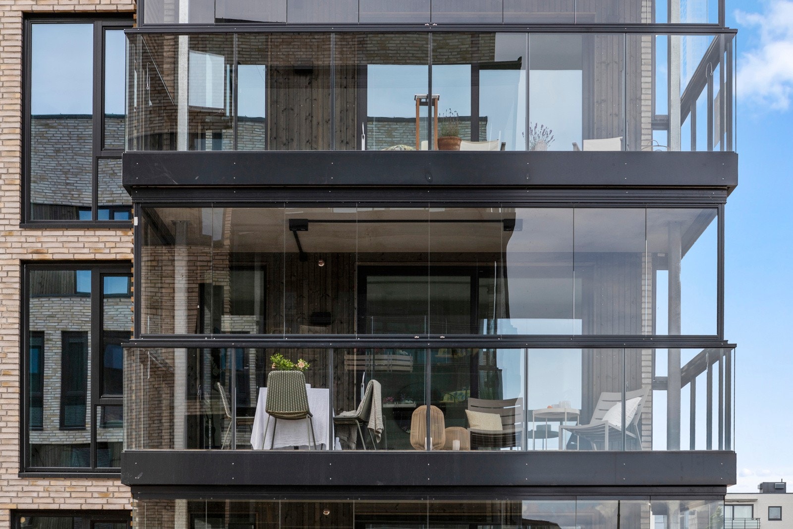 Boligen ligger flott plassert på hjørne Galleribilde