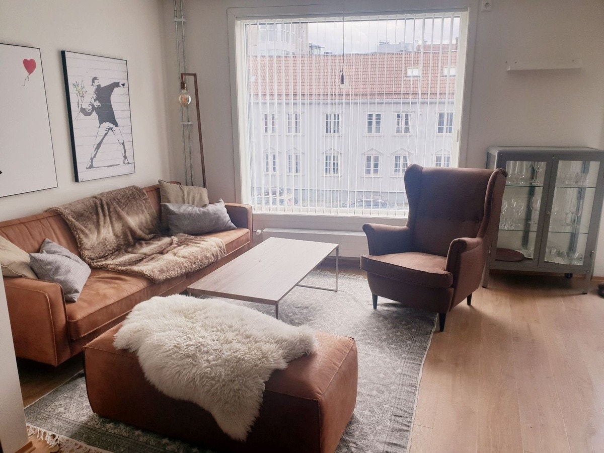 Stuen med møblert løsning Galleribilde