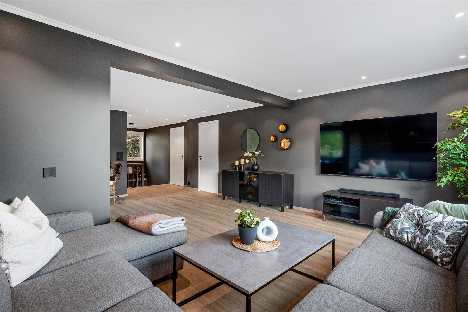 Boligen har en meget fin og moderne standard Galleribilde