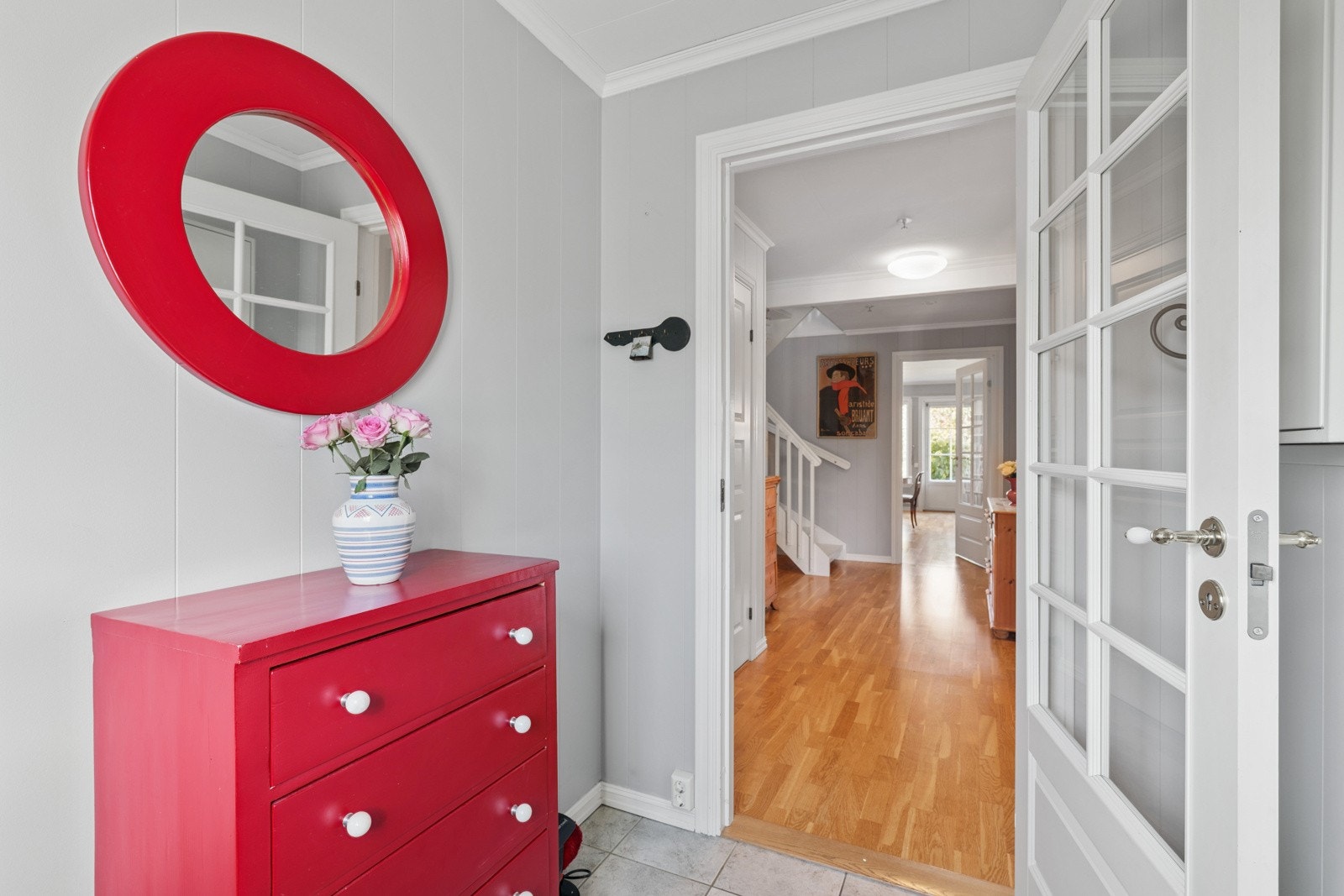 Vindfang med varmekabler i gulv Galleribilde