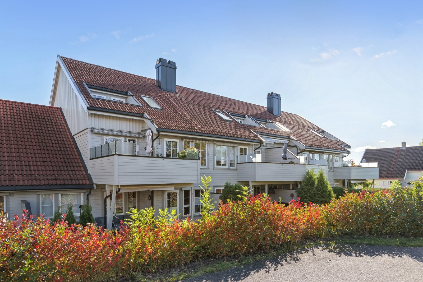 Døsserødveien 9B, en innholdsrik leilighet over 2 plan i byggets 2 og 3 etasje Galleribilde