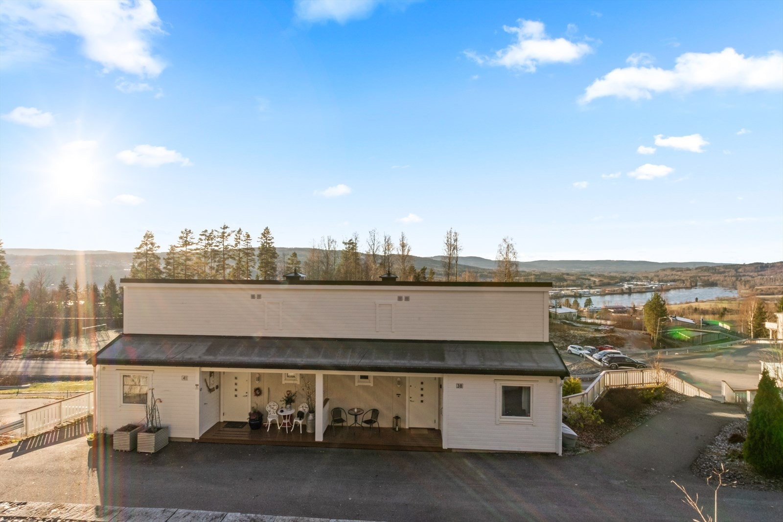 Fint beliggende i høyden! Galleribilde