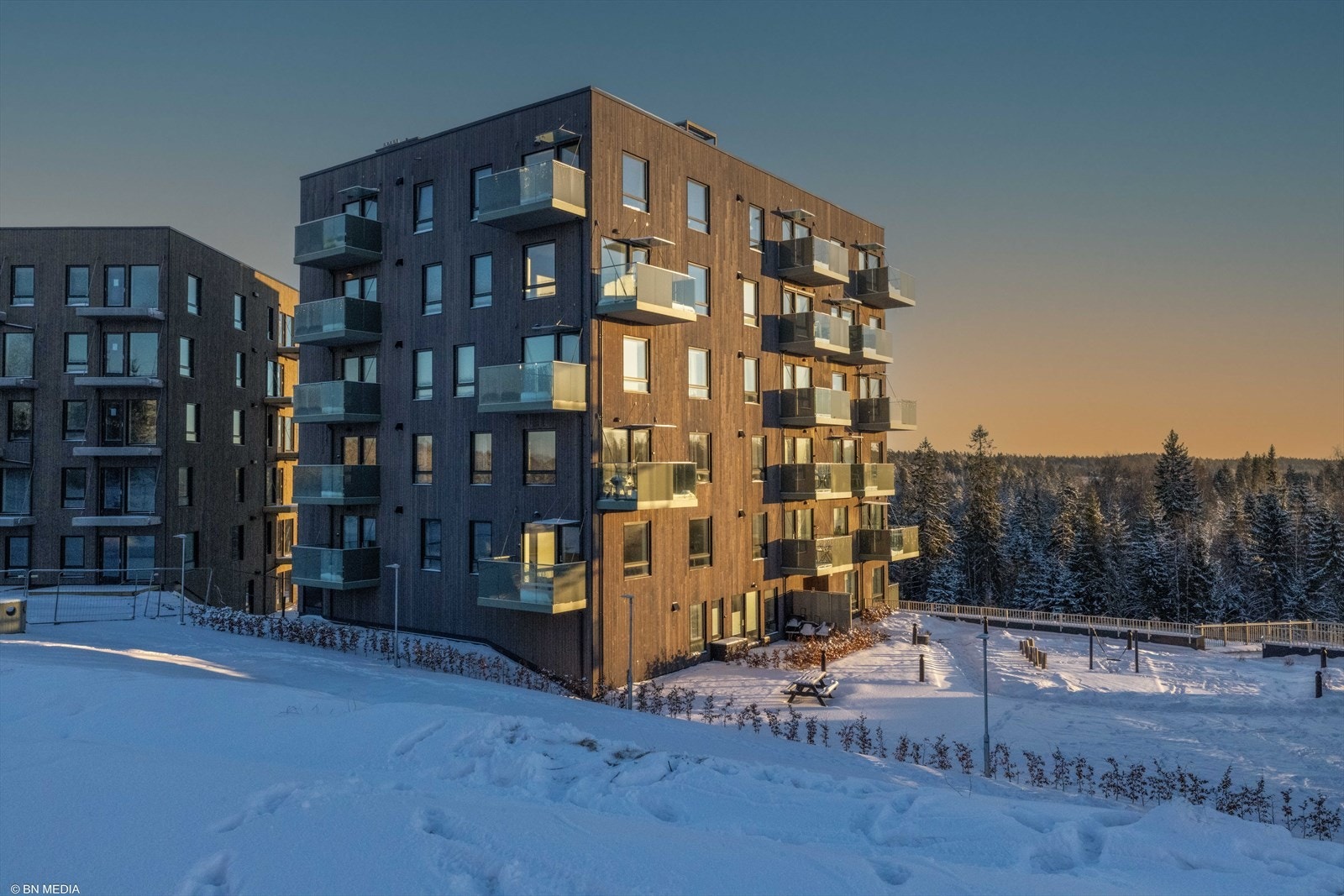 Her bor du med kort gangavstand til et bredt utvalg av servicetilbud, dagligvarehandel og Vestby togstasjon. Galleribilde