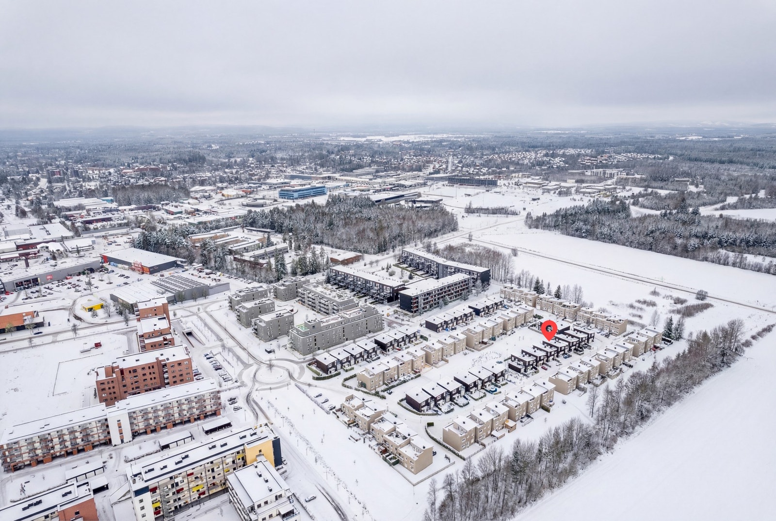 Dronebilde over nærområdet. Galleribilde