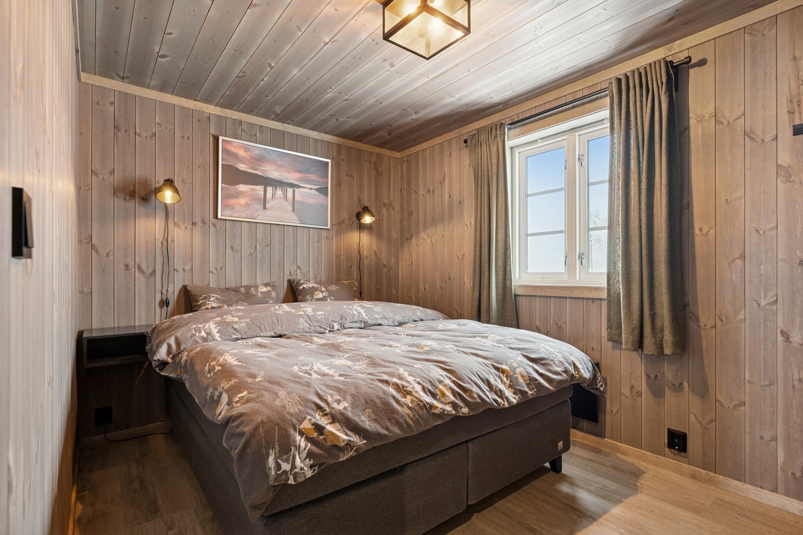 Hovedsoverom i 1. etasje Galleribilde