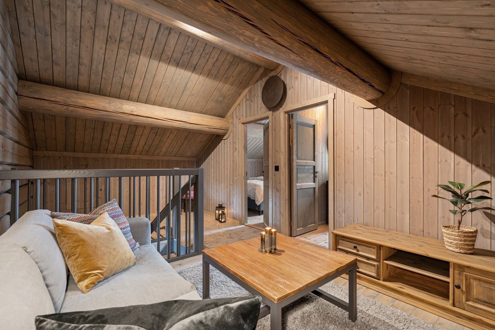 Loftstue med god takhøyde Galleribilde