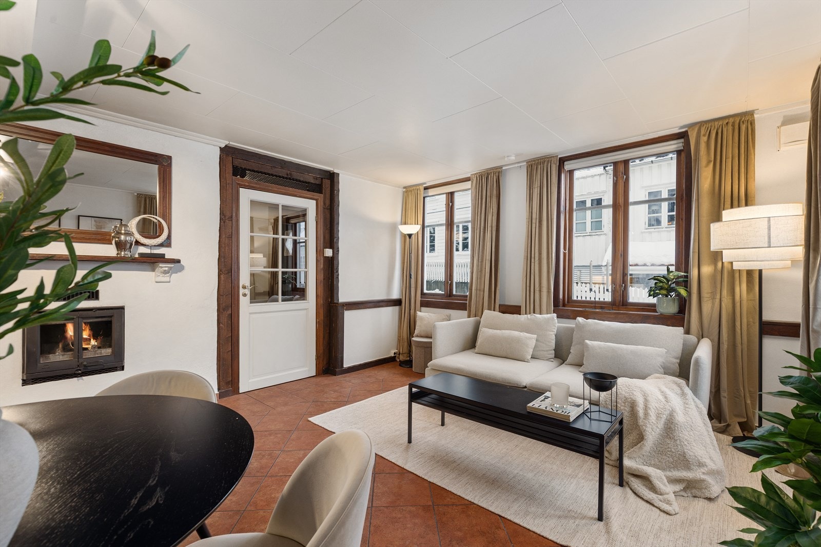 Peisovn i stuen Galleribilde