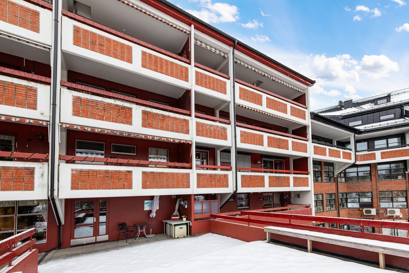 Felles møteplass og terrasse Galleribilde