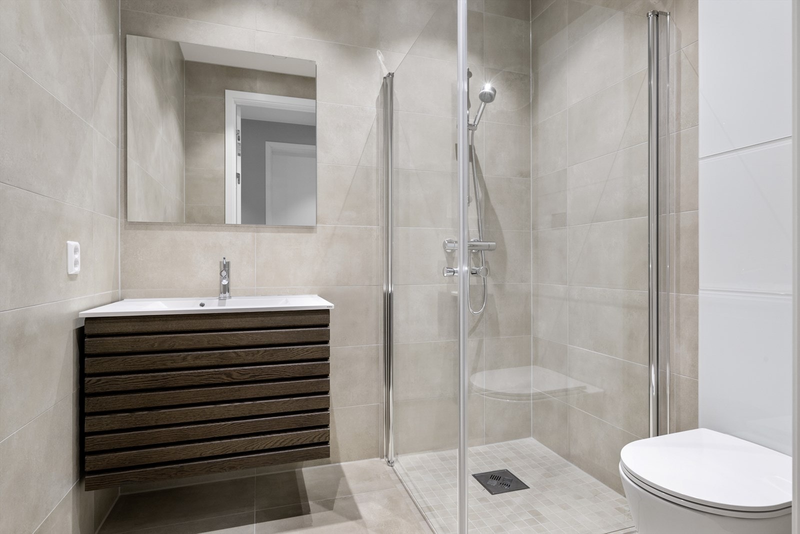 Gjestebadet har også innredning fra Svane. Galleribilde