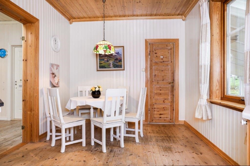 Mulighet for ett romslig spisebord Galleribilde