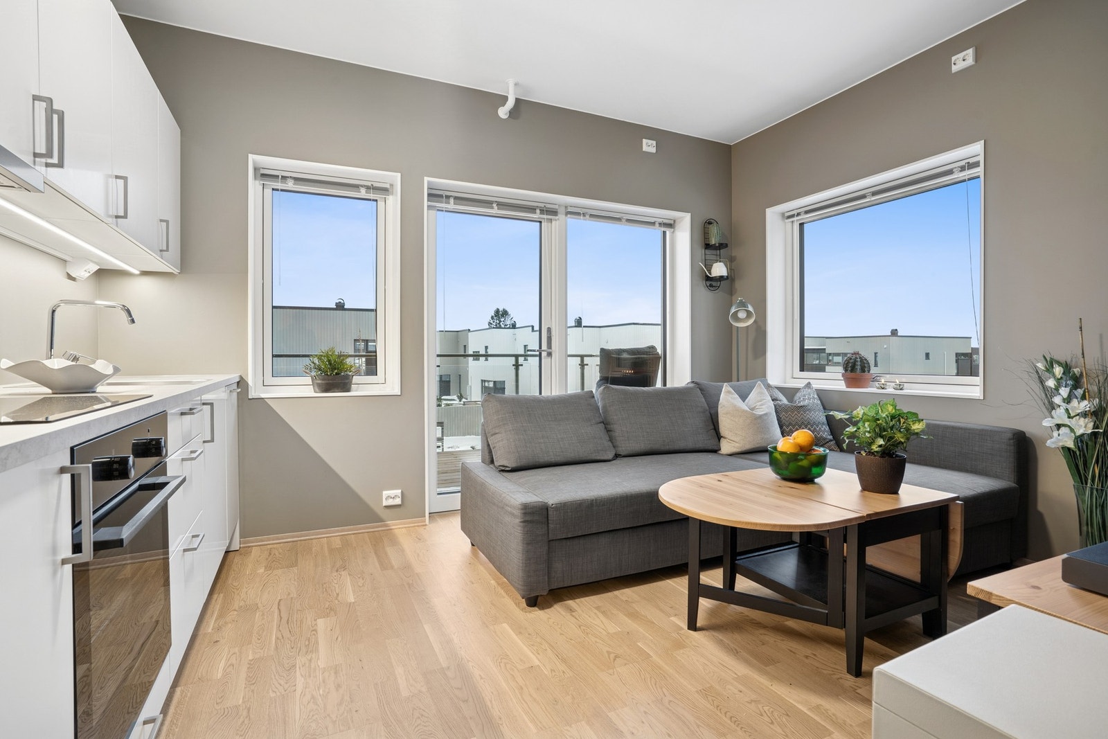 Eiendomsmegler1 ved Andreas Herjuan presenterer: Hulderveien 42. (FOTO: Hanne Larsen / EFKT) Galleribilde